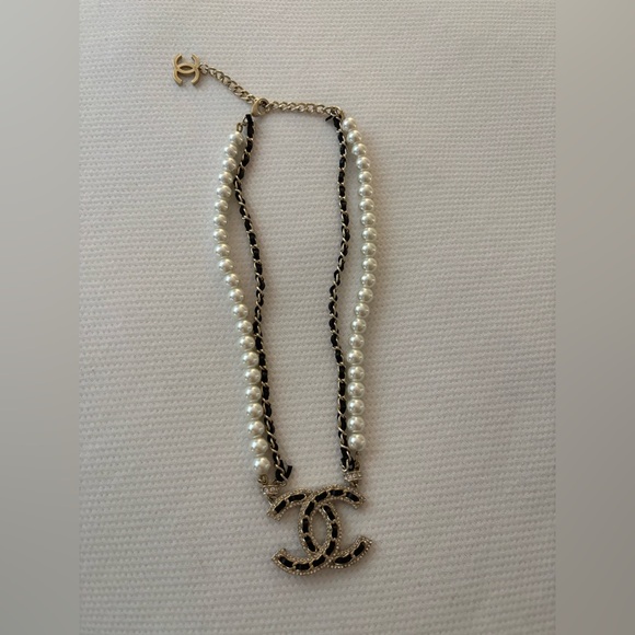 Chanel Pearl and Black Necklace - Picture 1 of 3